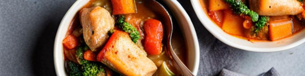 1738420_chicken-or-turkey-vegetable-soup-stew-type